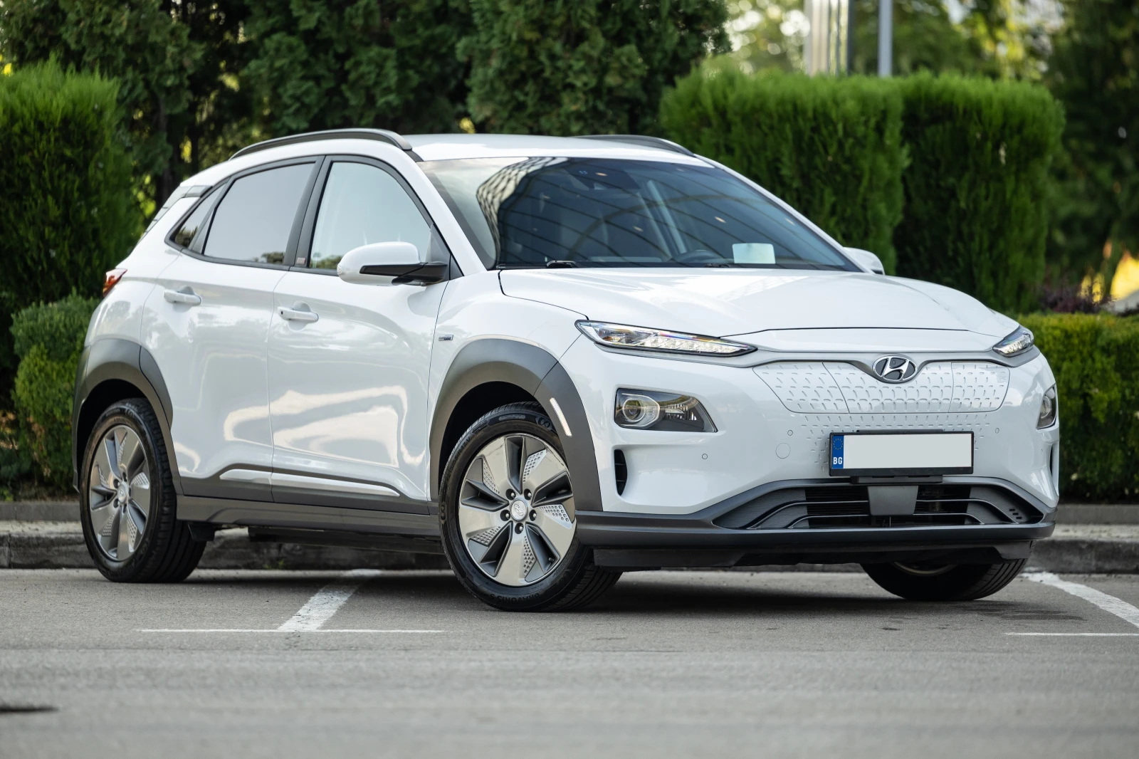 Hyundai Kona Head Up 360 /64KW/SWISS, снимка 2 - Автомобили и джипове - 55601820