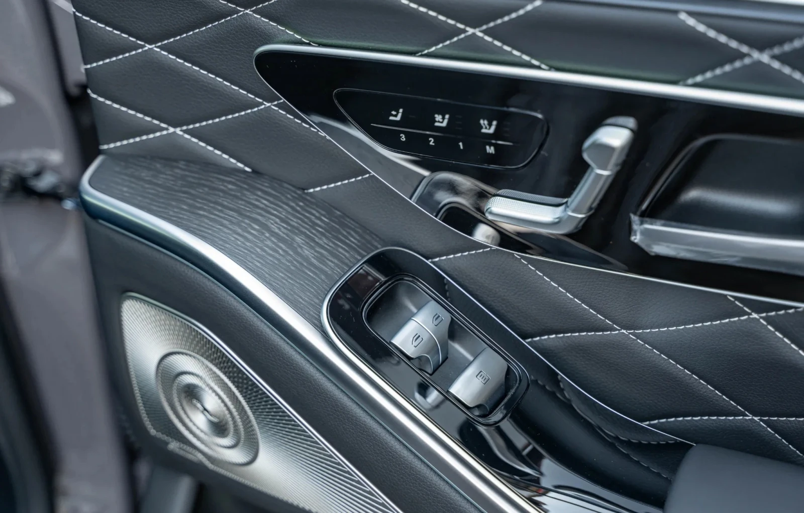 Mercedes-Benz S 350 d 4Matic AMG-Line, снимка 11 - Автомобили и джипове - 55649564