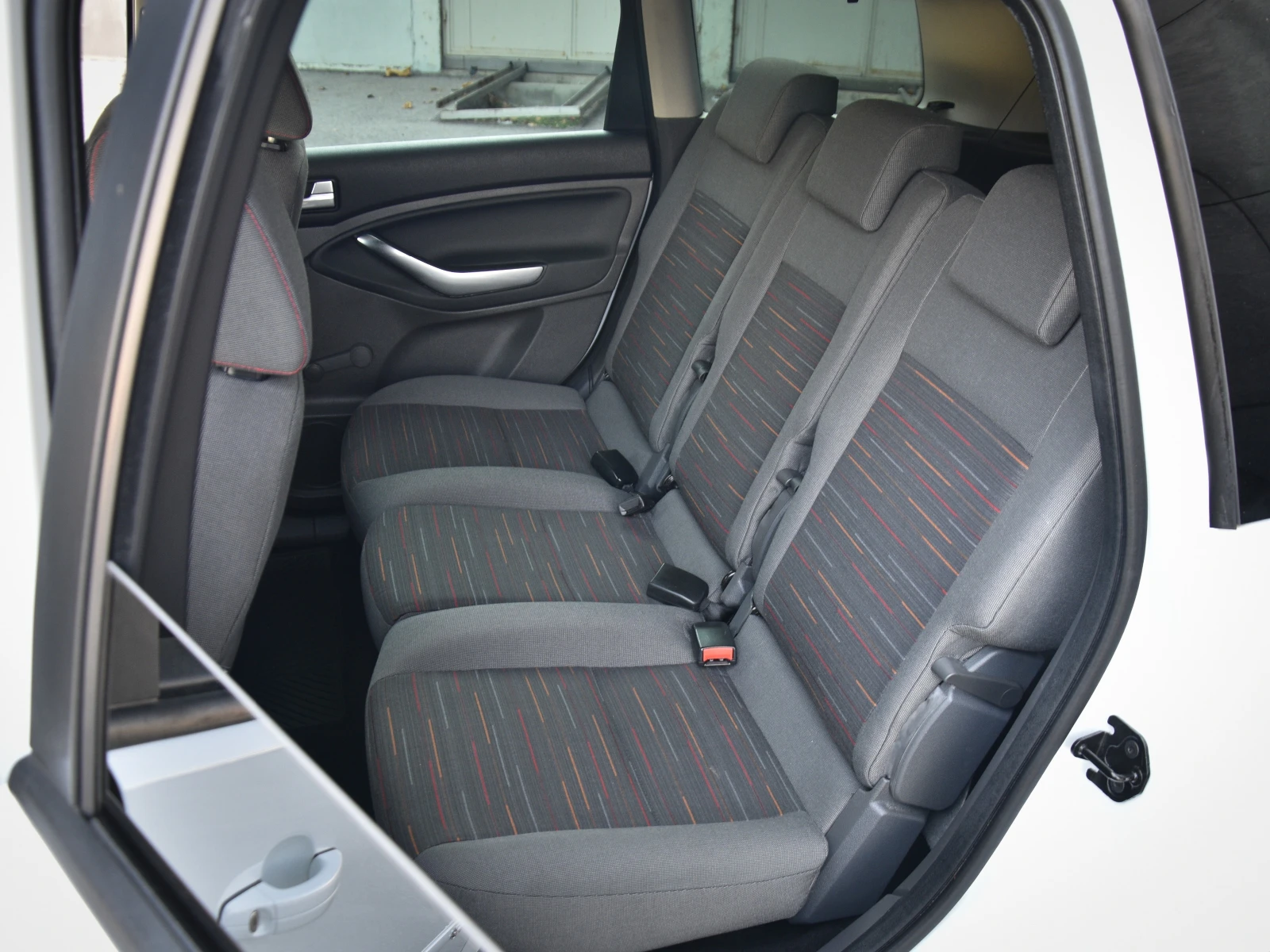 Ford C-max 2.0TDCI, снимка 12 - Автомобили и джипове - 55734647