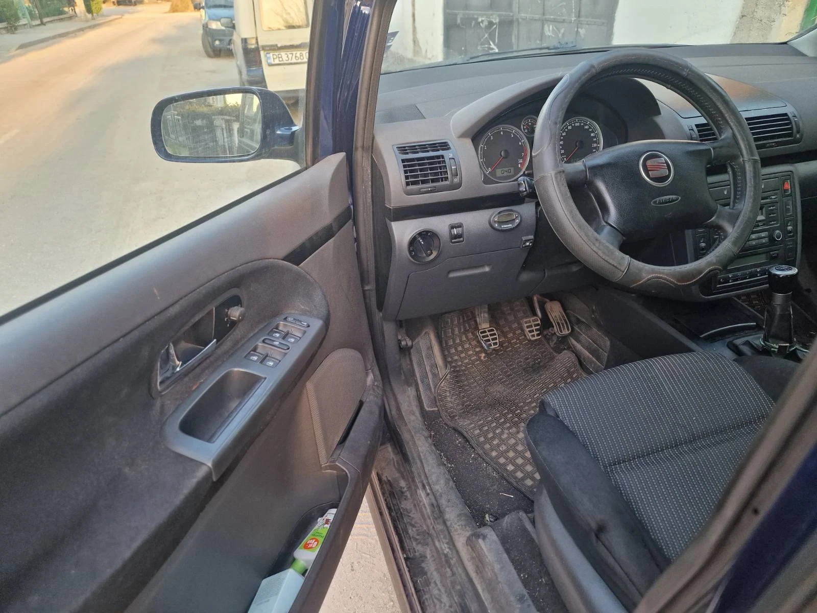 Seat Alhambra V6, снимка 14 - Автомобили и джипове - 55773028