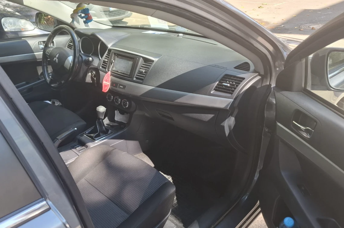 Mitsubishi Lancer, снимка 10 - Автомобили и джипове - 56076020