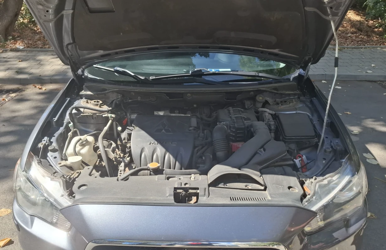 Mitsubishi Lancer, снимка 12 - Автомобили и джипове - 56076020