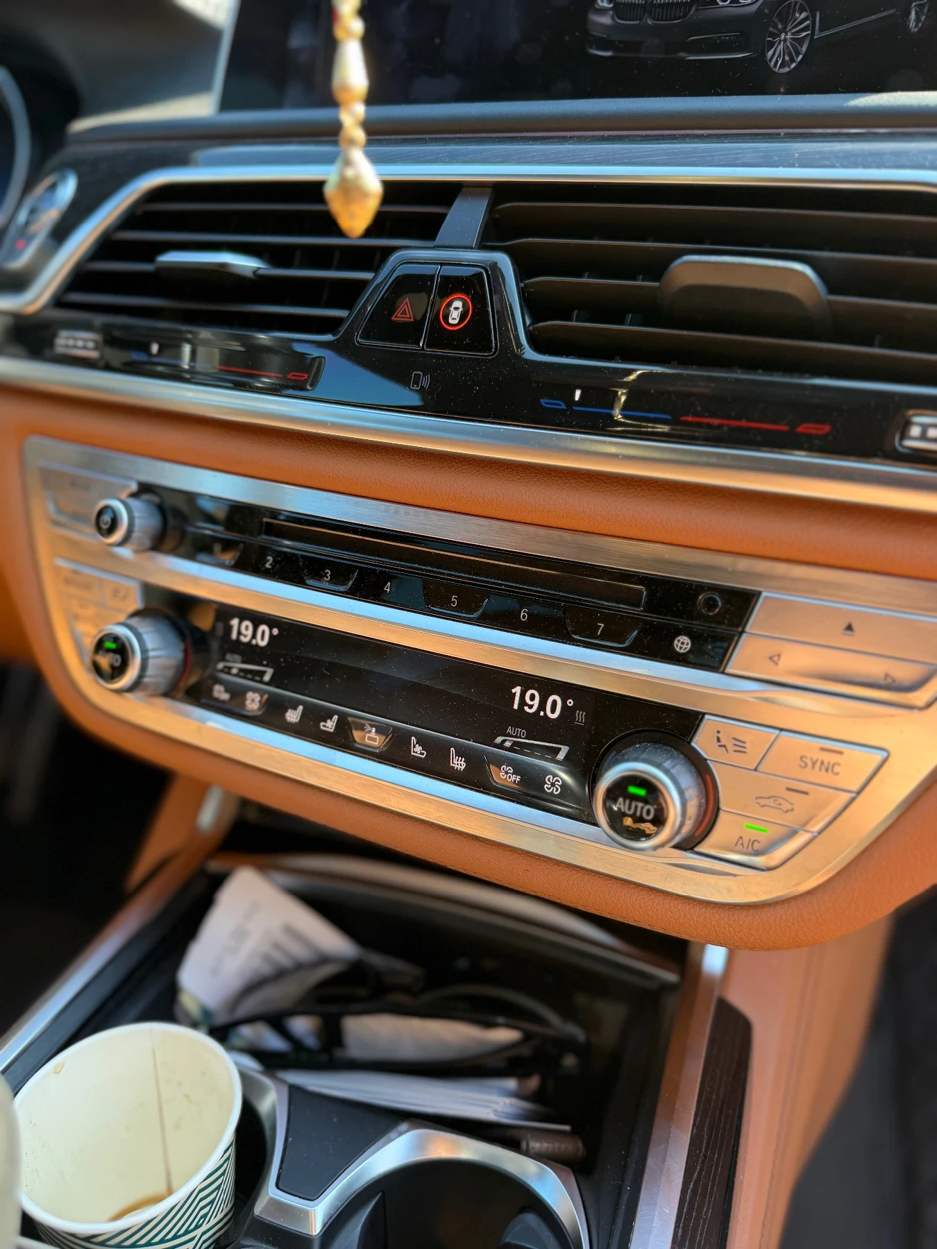 BMW 740 M пакет, снимка 8 - Автомобили и джипове - 56169123