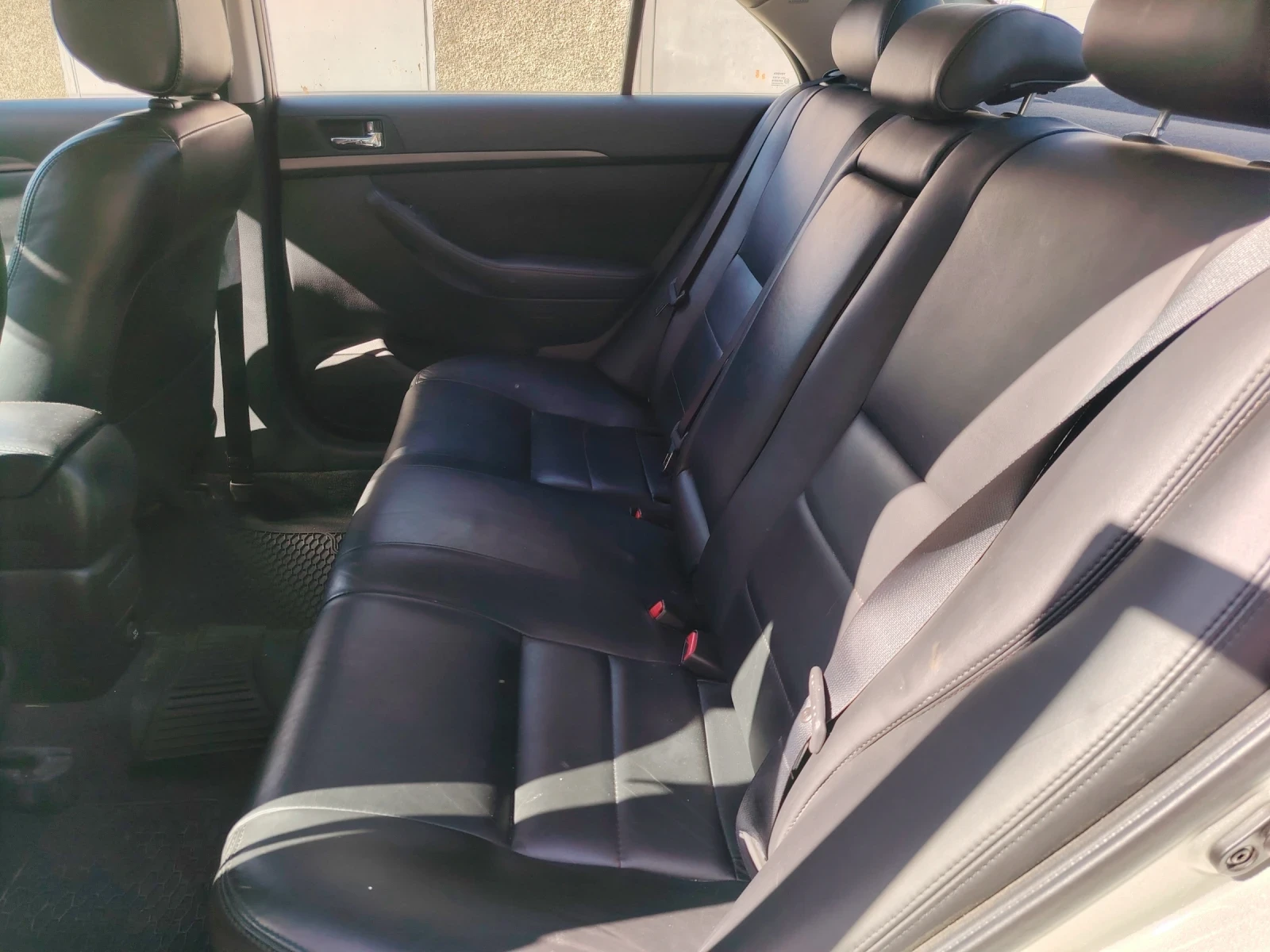 Toyota Avensis, снимка 7 - Автомобили и джипове - 56343412
