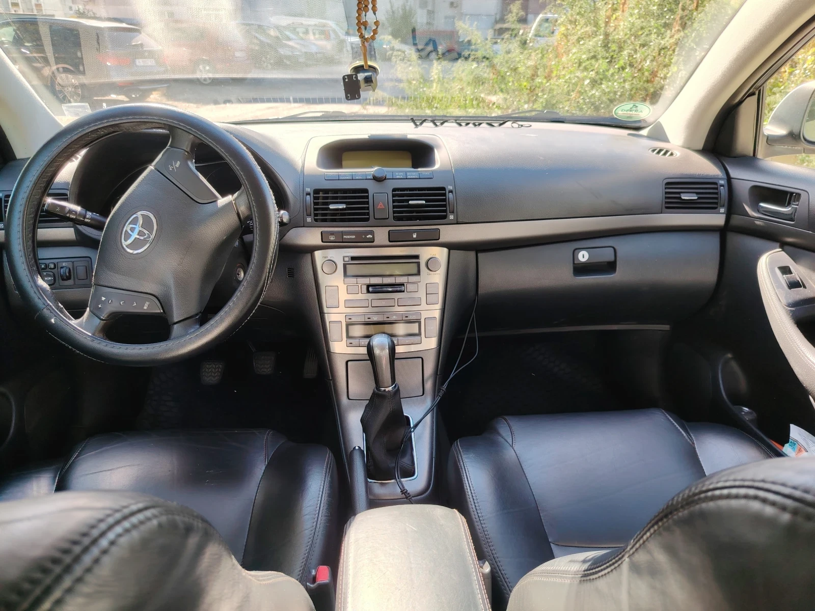 Toyota Avensis, снимка 8 - Автомобили и джипове - 56343412