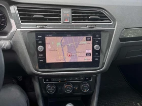 VW Tiguan * Highline * CARFAX * ПОДГРЕВИ * ПАНО * KEYLESS * , снимка 9