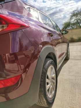 Hyundai Tucson 2.0, снимка 3 - Автомобили и джипове - 45091484