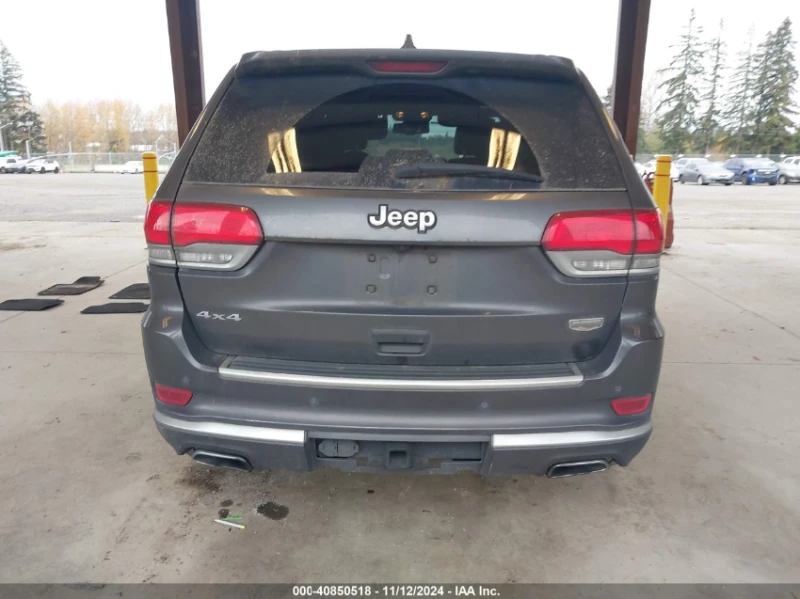 Jeep Grand cherokee SUMMIT Дистроник* Harman/Kardon* 8ZF* Обдух* Пано*, снимка 5 - Автомобили и джипове - 48193842