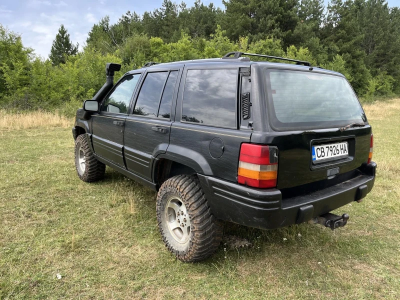 Jeep Grand cherokee 5.2 limited, снимка 8 - Автомобили и джипове - 49124693