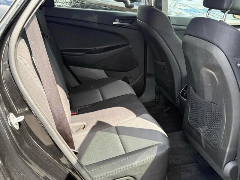 Hyundai Tucson PREMIUM * * CARFAX * * АВТО КРЕДИТ * * , снимка 13 - Автомобили и джипове - 52869448