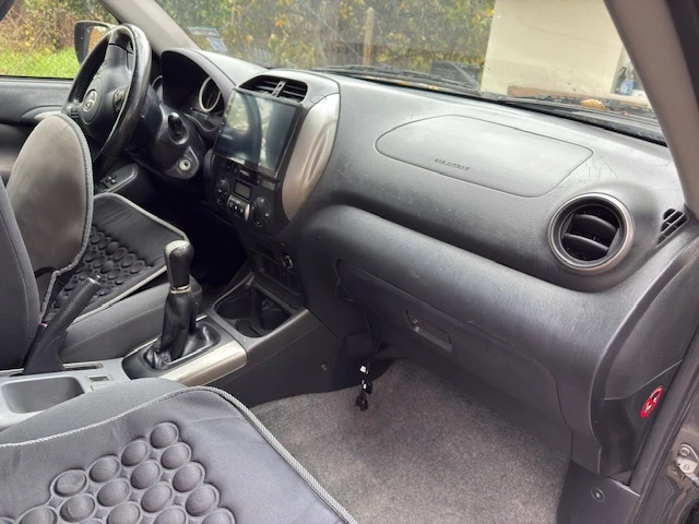 Toyota Rav4, снимка 10 - Автомобили и джипове - 52524860