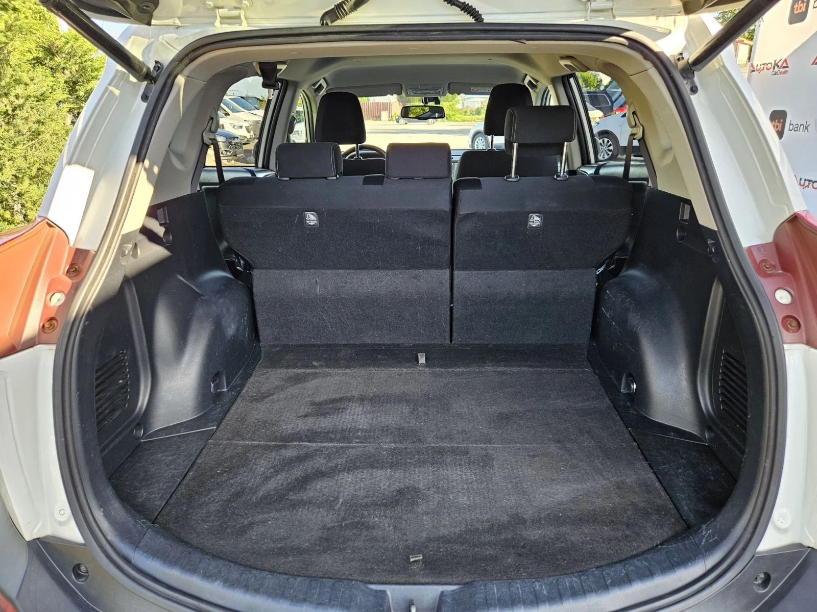 Toyota Rav4 2.2D4D-150КС= 4Х4= АВТОМАТ= КАМЕРА= ЕЛ. БАГАЖНИК - изображение 10