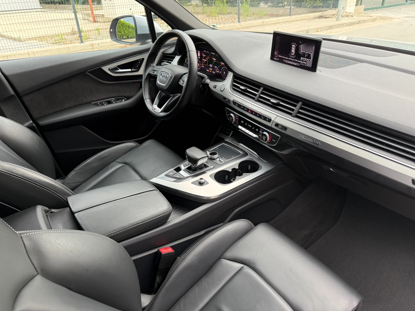 Audi Q7 3xS line/Digital/Night Vision/Distronic/7местна/ - изображение 9