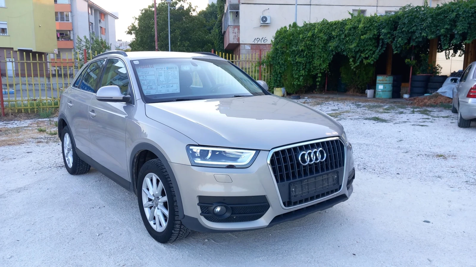 Audi Q3 2.0 - изображение 8