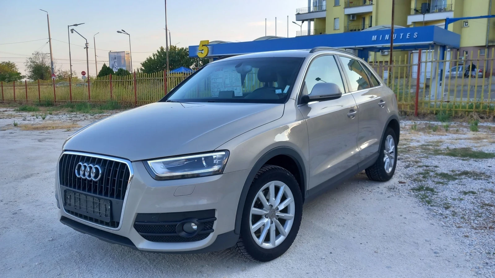 Audi Q3 2.0 - изображение 2