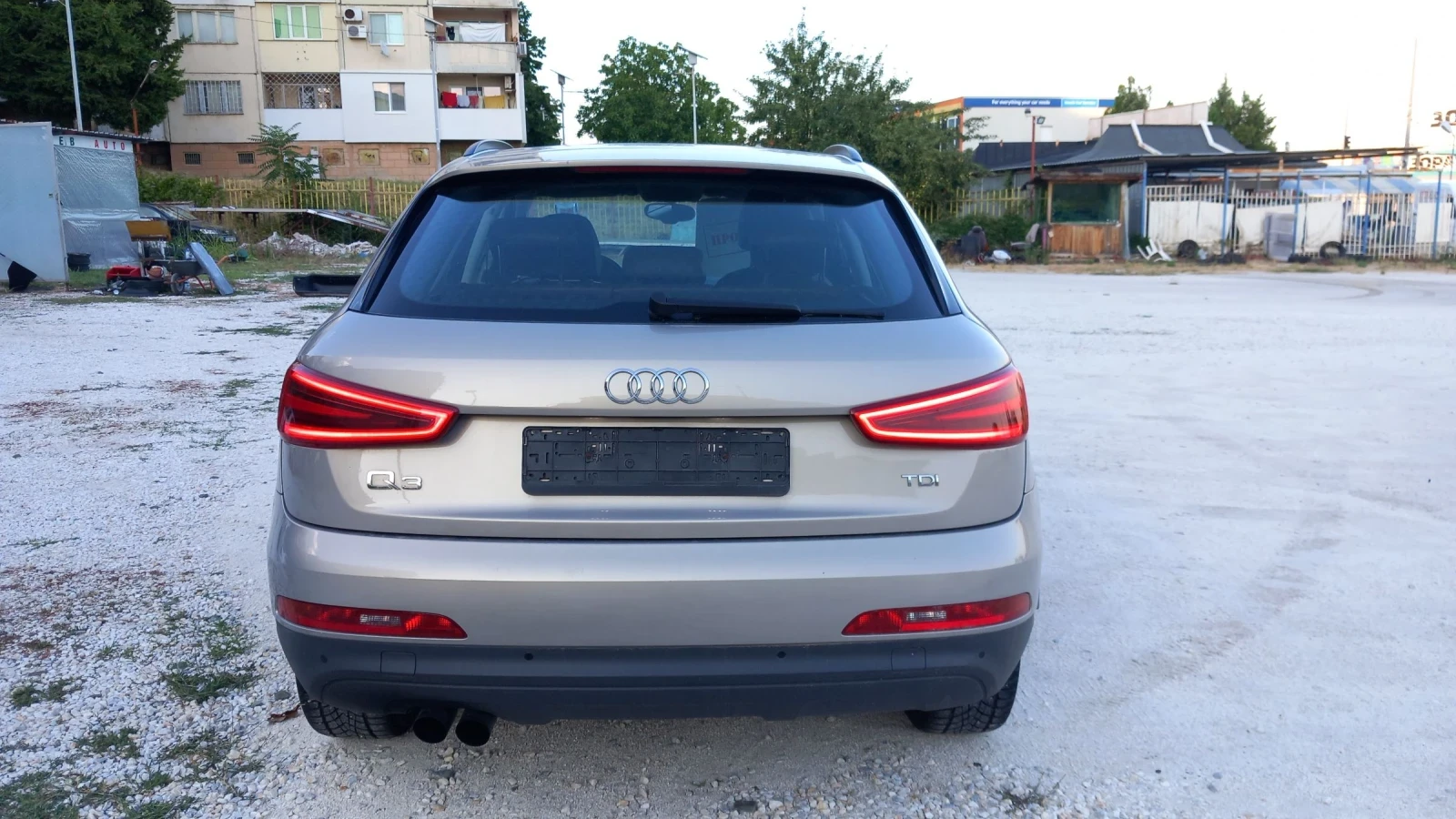 Audi Q3 2.0 - изображение 5
