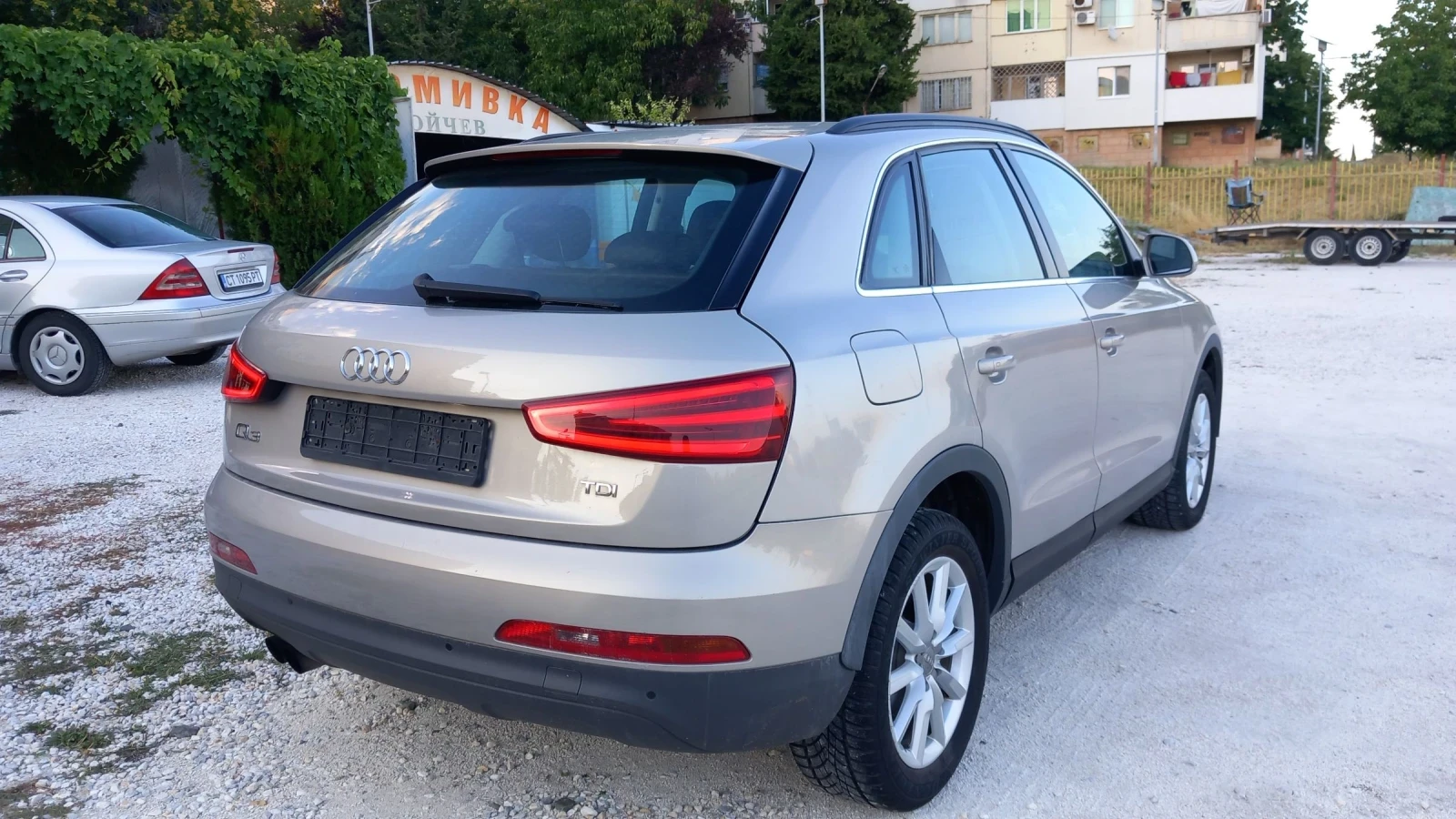 Audi Q3 2.0 - изображение 6