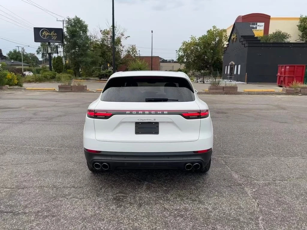 Porsche Cayenne S  CARFAX - изображение 4