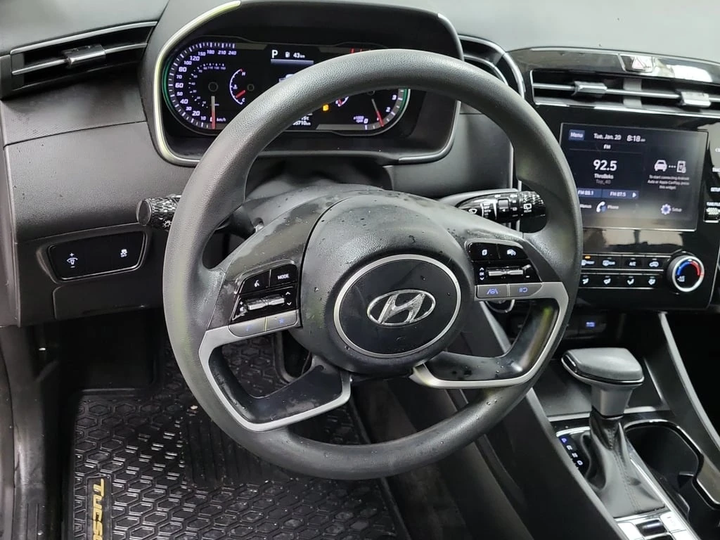 Hyundai Tucson * Essential * CARFAX * БЕЗ ПЪРВОНАЧАЛНА ВНОСКА - изображение 9