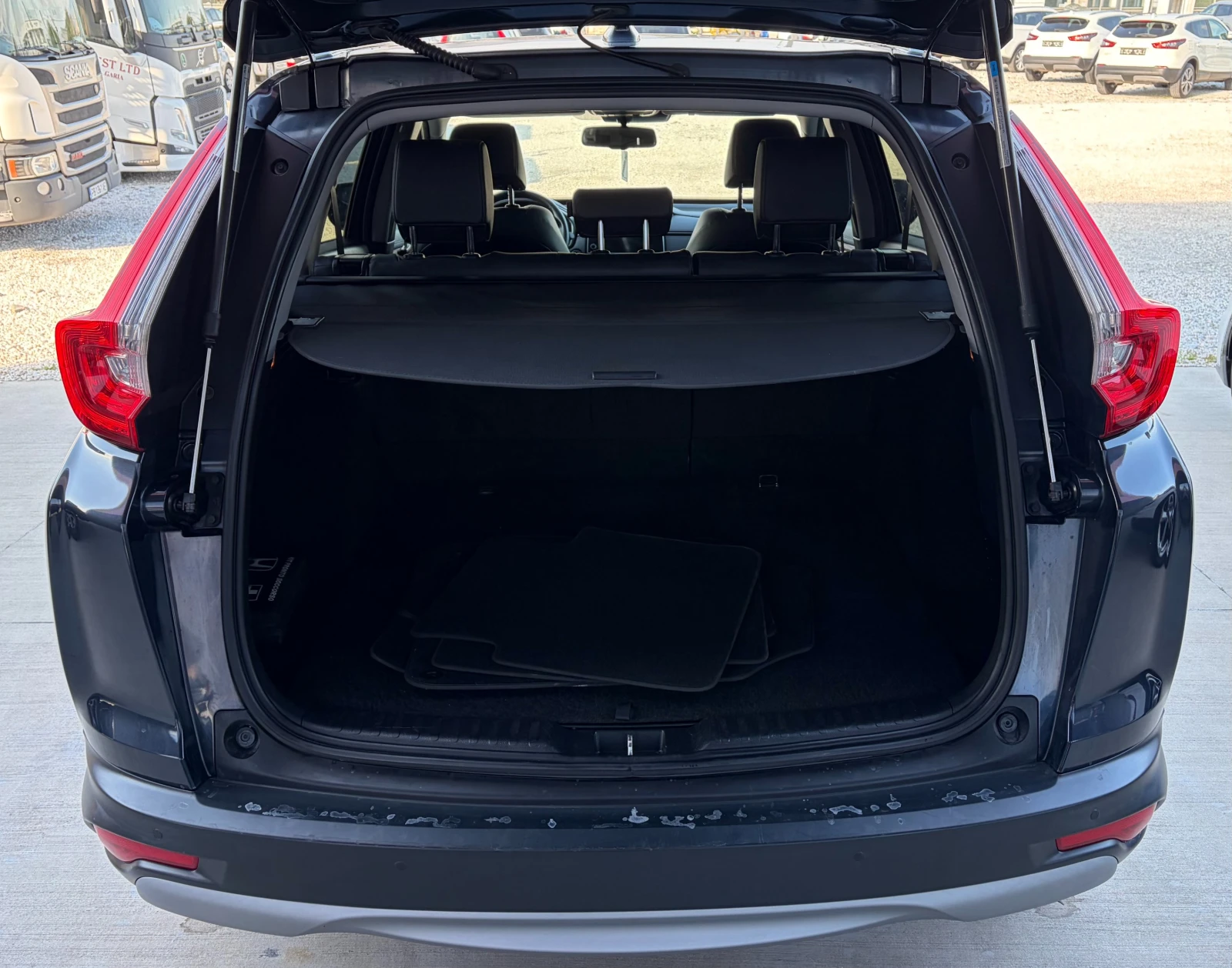 Honda Cr-v 2.0 HEV, снимка 10 - Автомобили и джипове - 54154728