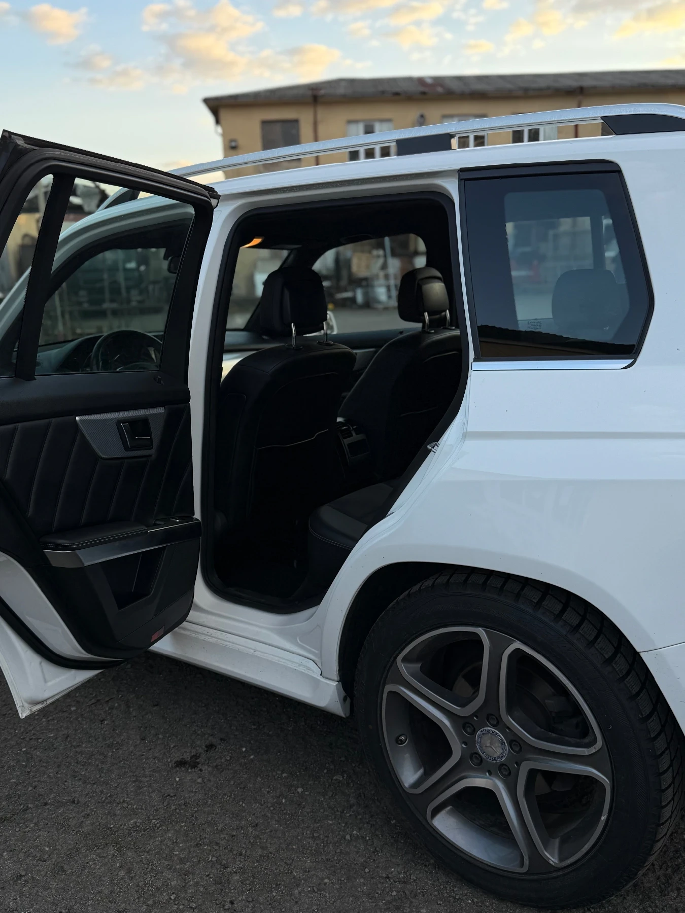 Mercedes-Benz GLK, снимка 7 - Автомобили и джипове - 54295614