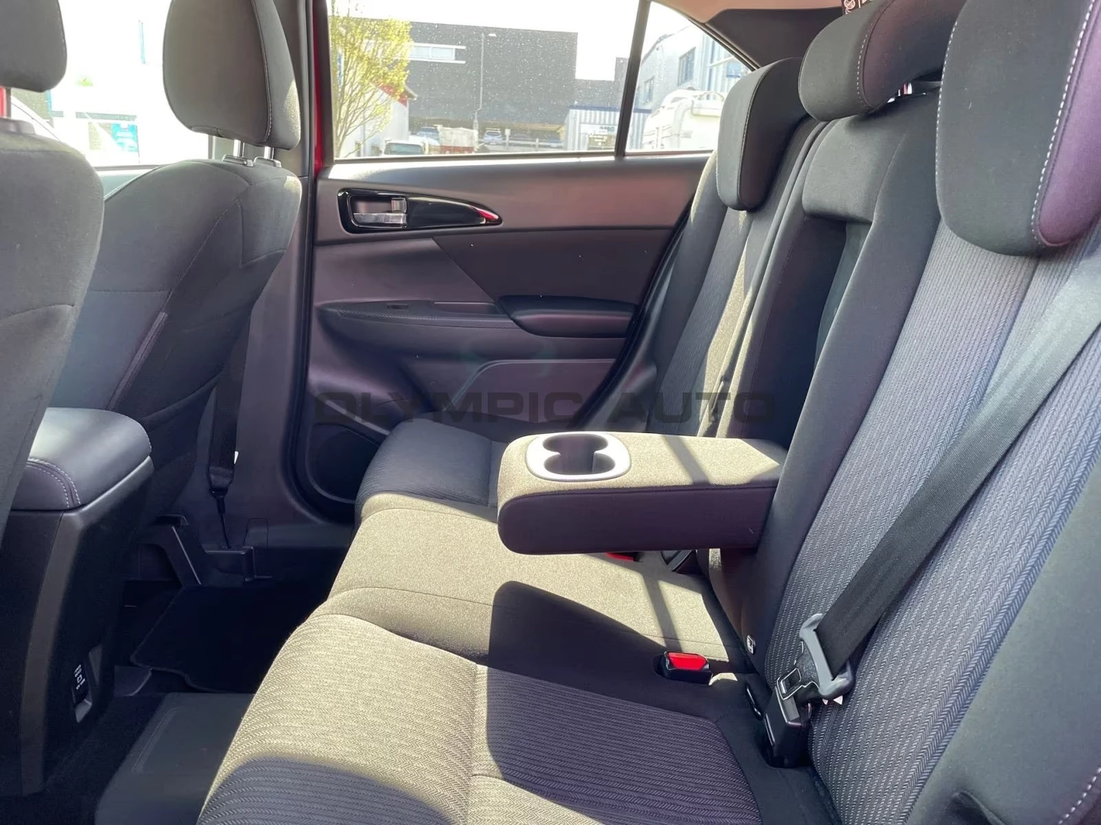 Mitsubishi Eclipse Cross 2.4/PHEV/BASIS/CARPLAY/CAMERA/188HP, снимка 8 - Автомобили и джипове - 54554017