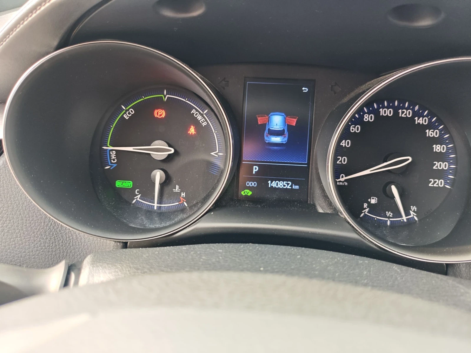 Toyota C-HR 1.8 hybrid, снимка 8 - Автомобили и джипове - 55606257
