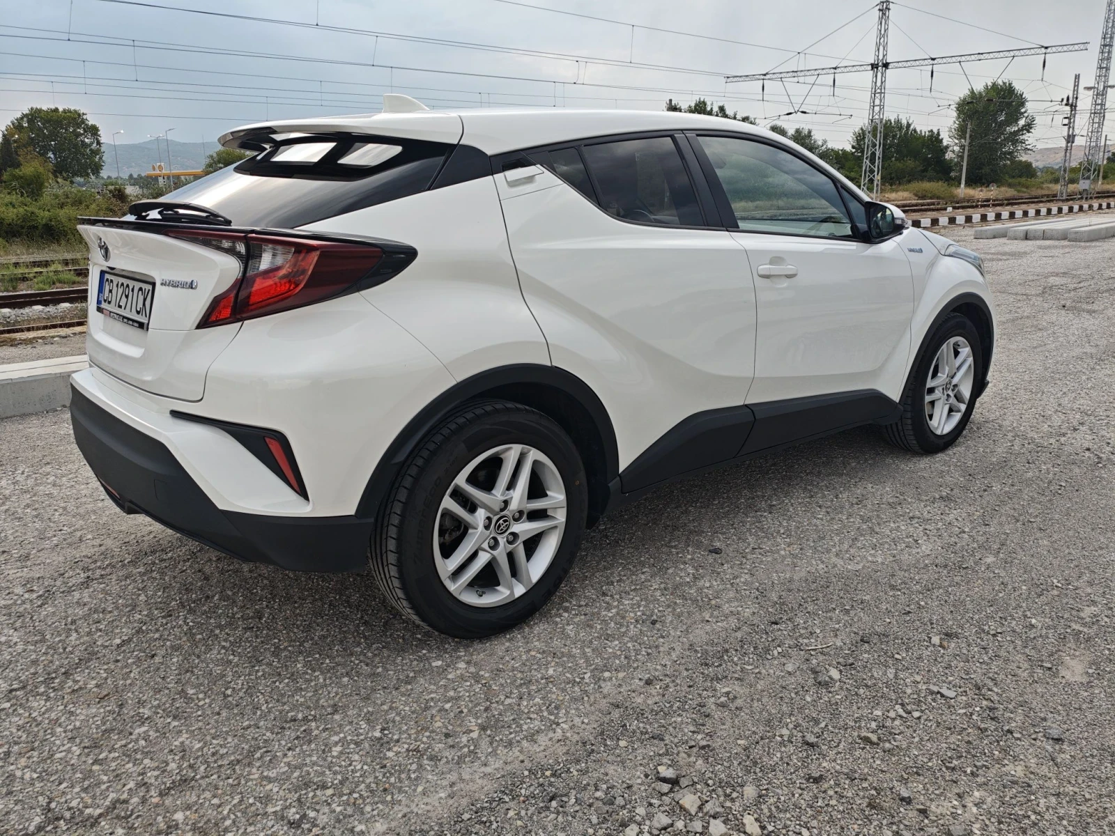Toyota C-HR 1.8 hybrid