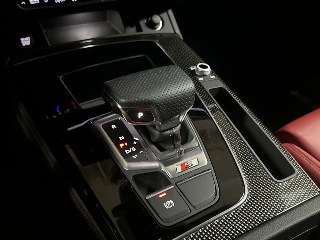Audi SQ5 Progressiv AWD | RED INT | DISTRO | Side Assist, снимка 15 - Автомобили и джипове - 56347127