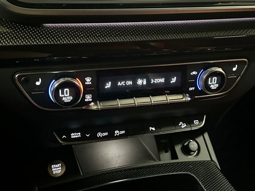 Audi SQ5 Progressiv AWD | RED INT | DISTRO | Side Assist, снимка 14 - Автомобили и джипове - 56347127