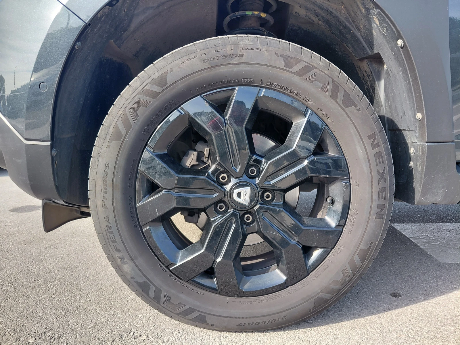 Dacia Duster Extreme / 100к.с/Газ/Бензин, снимка 17 - Автомобили и джипове - 56527483