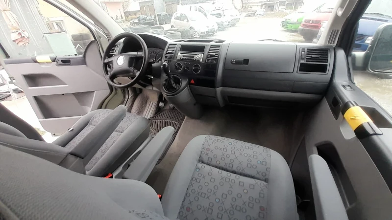 VW Transporter 2.5TDI 131kc Klima Long , снимка 11 - Бусове и автобуси - 49149469