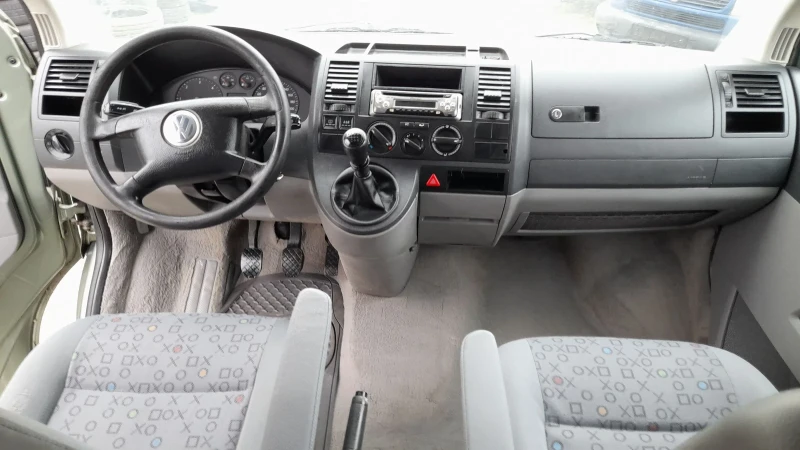 VW Transporter 2.5TDI 131kc Klima Long , снимка 10 - Бусове и автобуси - 49149469