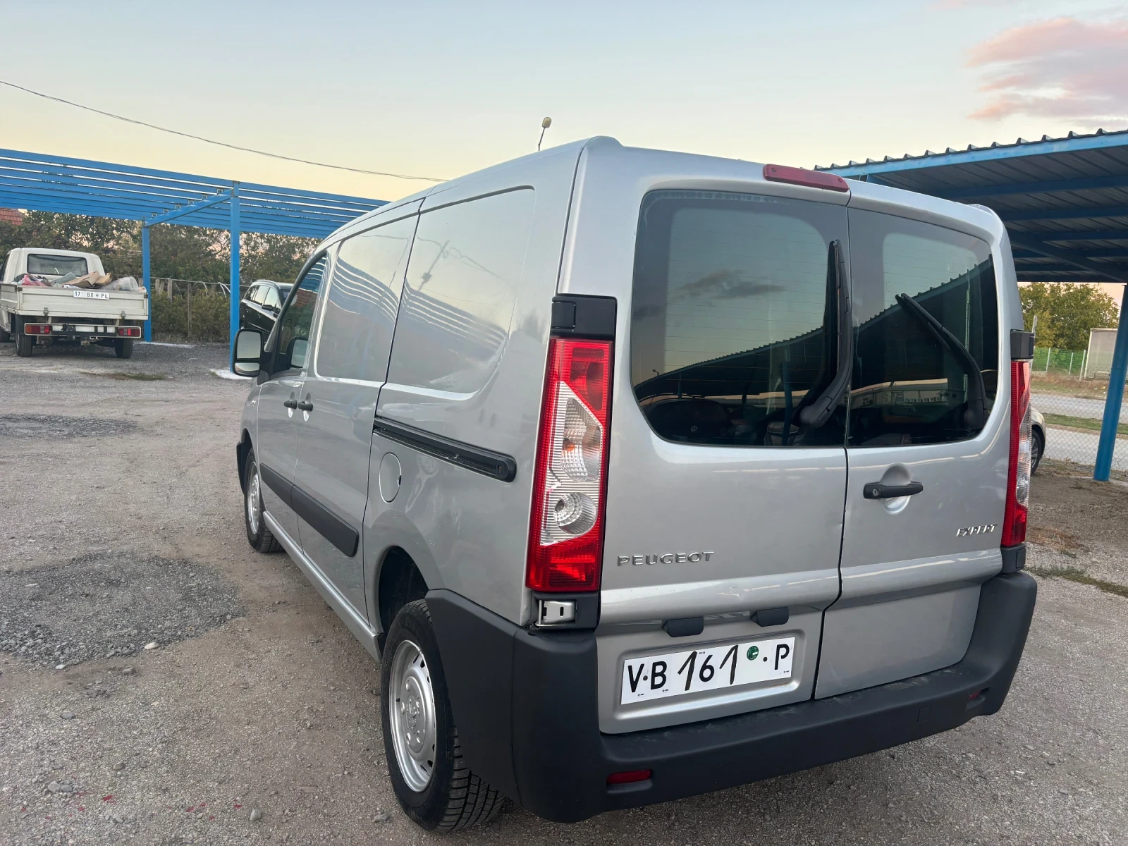 Peugeot Expert 2.0HDI - изображение 5