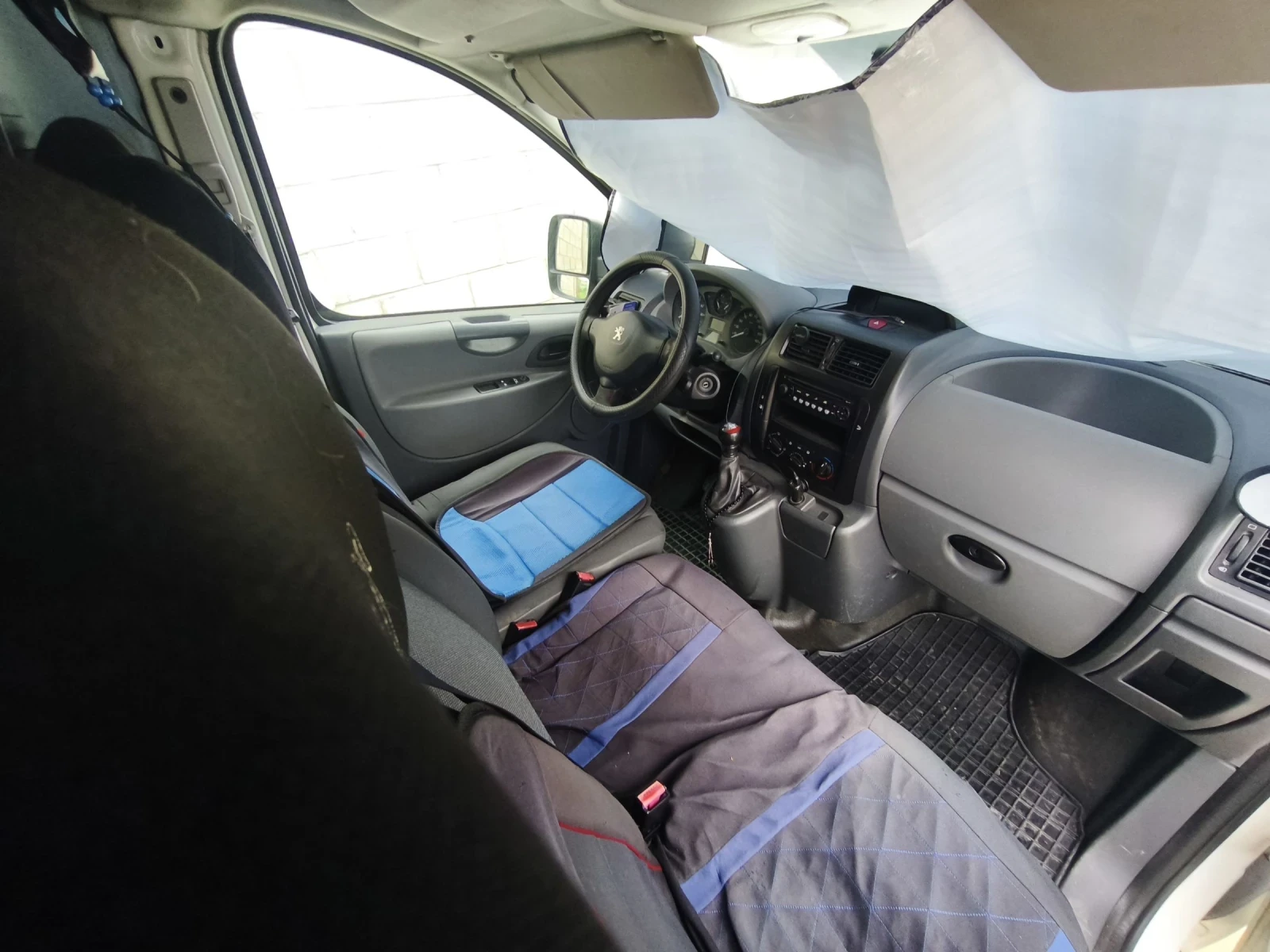 Peugeot Expert, снимка 8 - Бусове и автобуси - 54811429