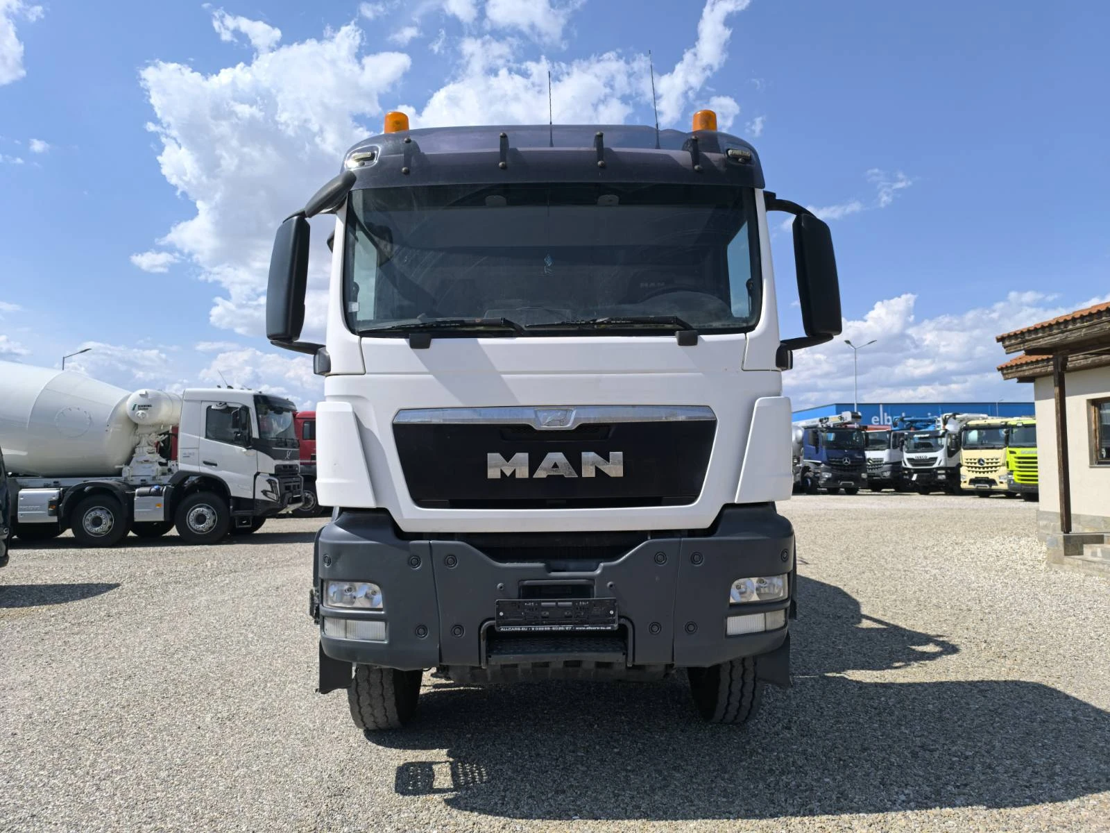 Бетон помпа Друга марка MAN TGS 35.400 SCHWING FBP26, снимка 2 - Индустриална техника - 55307378