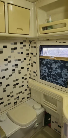 ������ Adria | Mobile.bg � ����� ������ 6