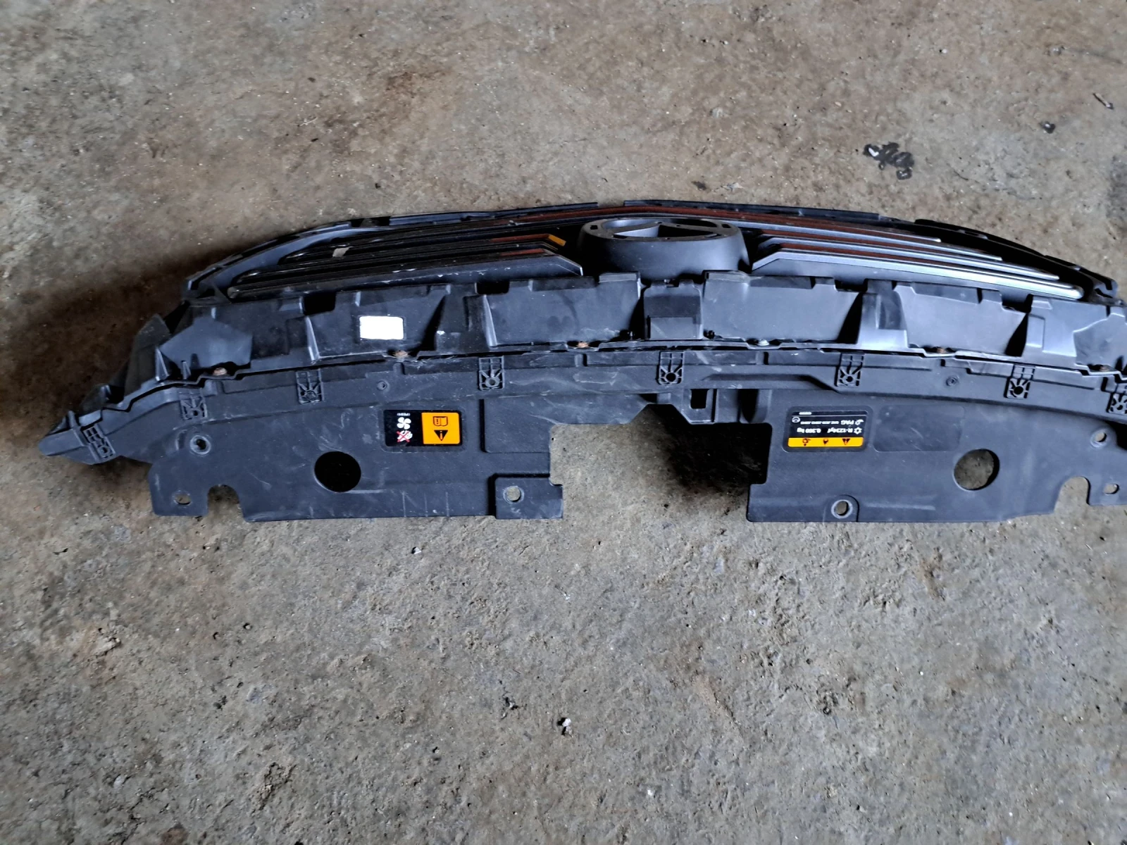     3 2021 | Mobile.bg   13