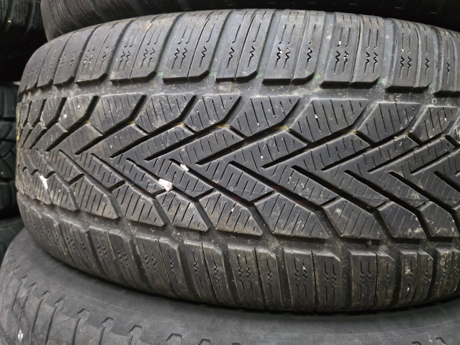���� 235/60R16 | Mobile.bg � ����������� 4