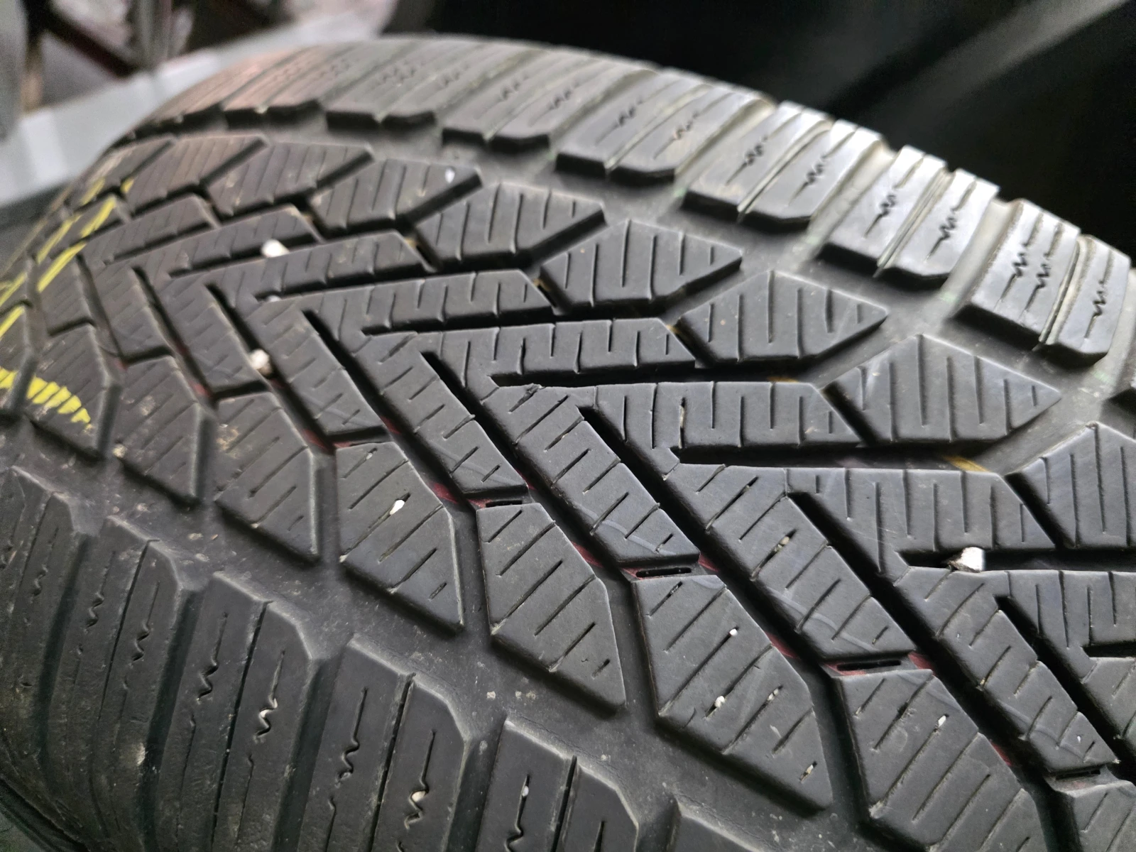 ���� 235/60R16 | Mobile.bg � ����������� 6