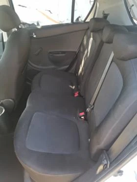 Hyundai I20 1.2I FACE , снимка 11