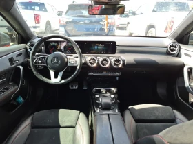 Mercedes-Benz A 220 * CARFAX * ДИСТРОНИК * АЛКАНТАРА * ПАНОРАМА, снимка 10