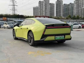 Xpeng P7, снимка 6