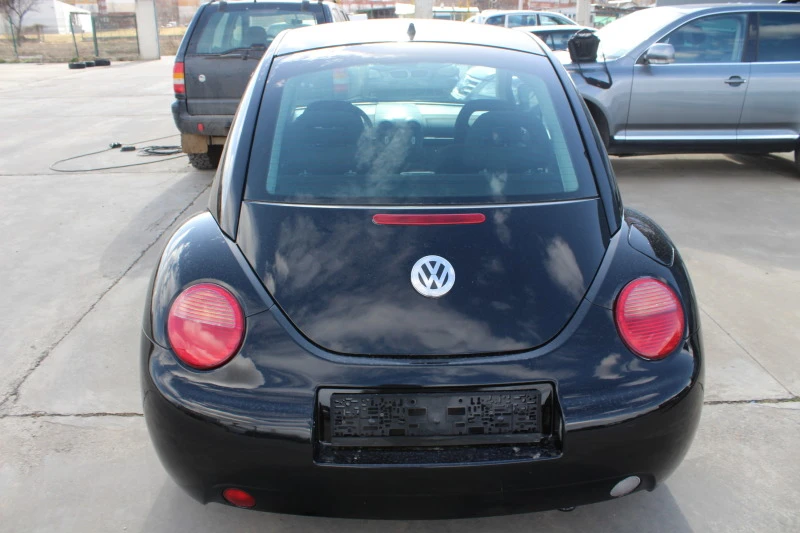 VW New beetle 1.9TDI НОВ ВНОС, снимка 6 - Автомобили и джипове - 47403669