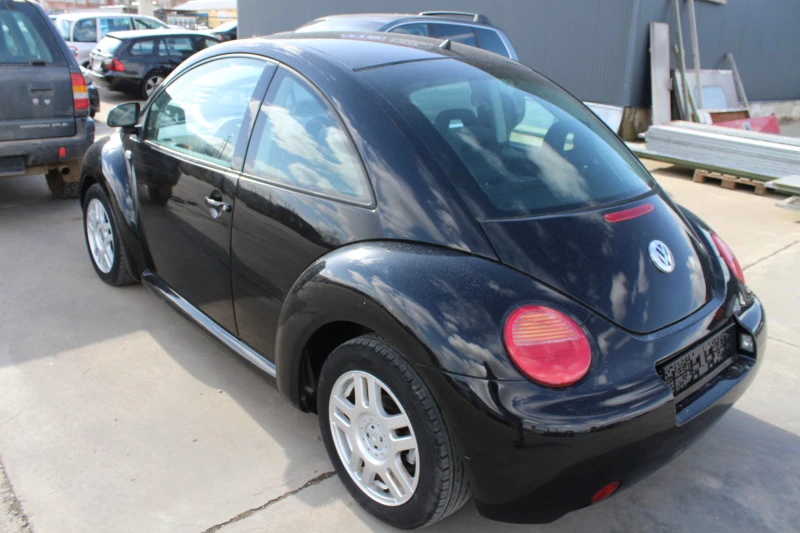 VW New beetle 1.9TDI НОВ ВНОС, снимка 7 - Автомобили и джипове - 47403669