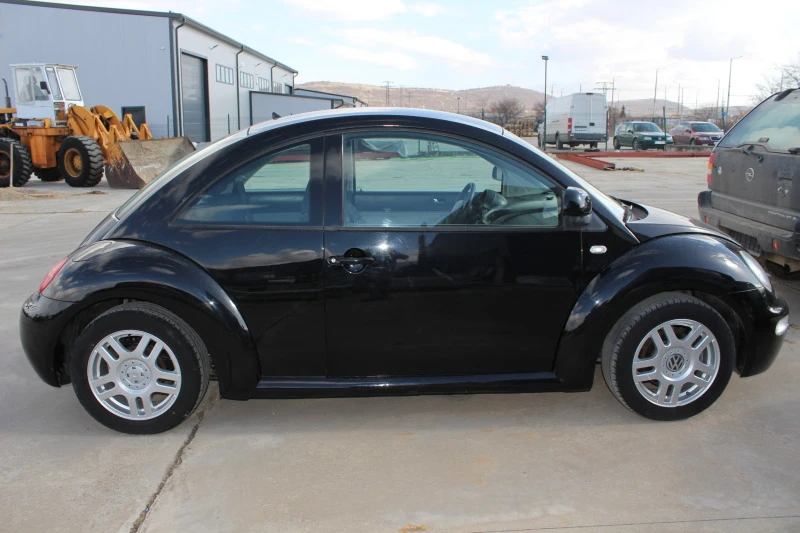 VW New beetle 1.9TDI НОВ ВНОС, снимка 4 - Автомобили и джипове - 47403669