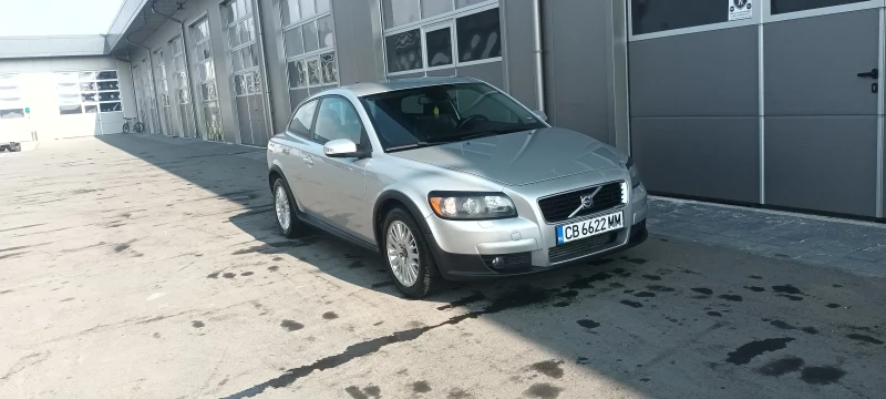 Volvo C30, снимка 2 - Автомобили и джипове - 47848053