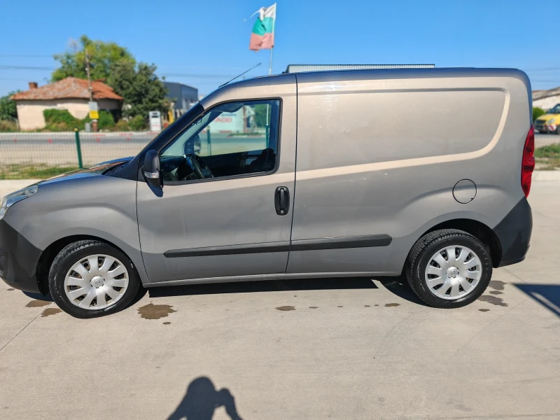 Fiat Doblo 1.4 CNG, снимка 6 - Автомобили и джипове - 47959106