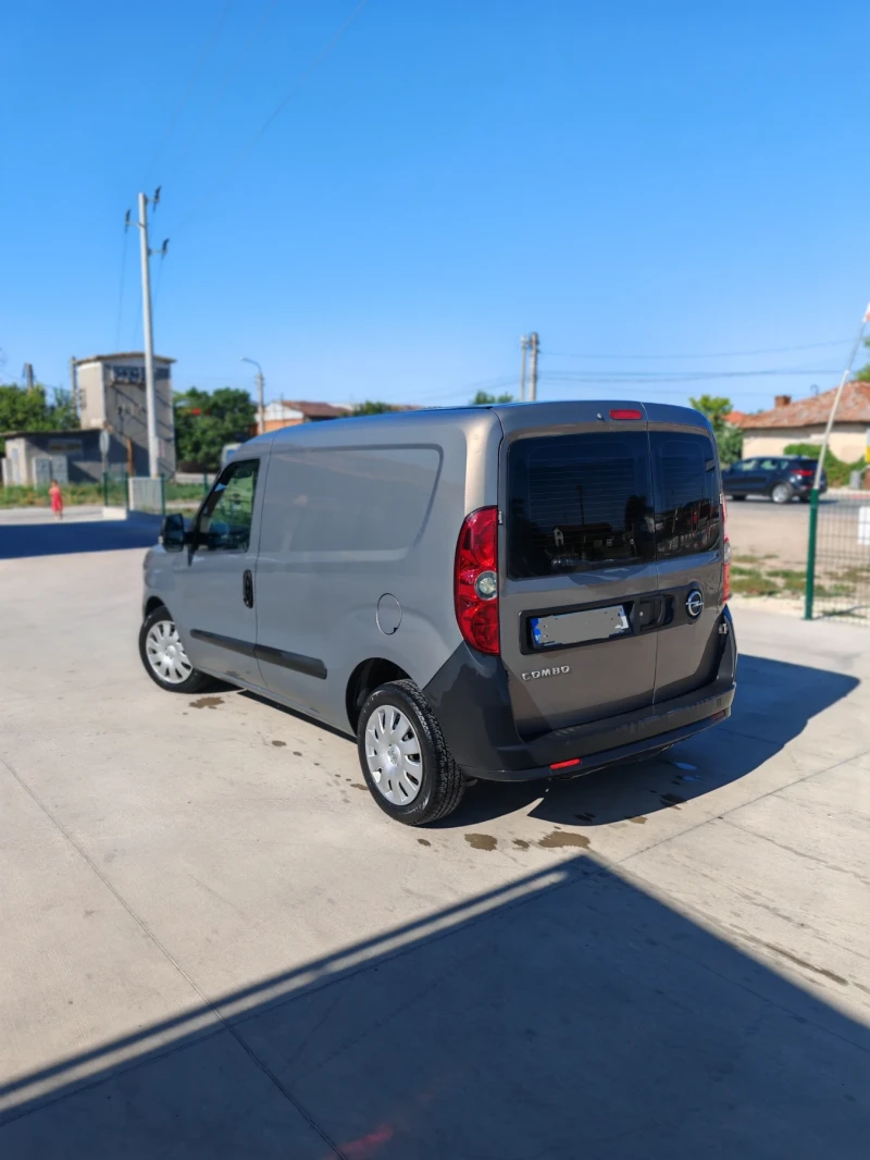 Fiat Doblo 1.4 CNG, снимка 5 - Автомобили и джипове - 47959106