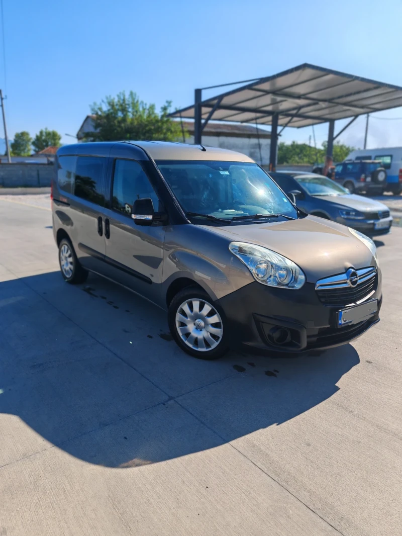 Fiat Doblo 1.4 CNG, снимка 2 - Автомобили и джипове - 47959106